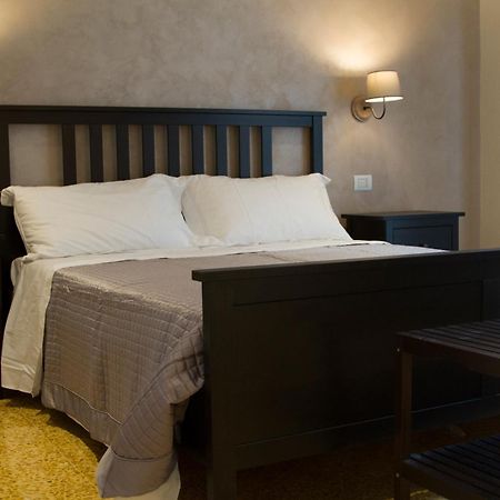 B&B I Propilei Di San Girolamo Ріміні Екстер'єр фото